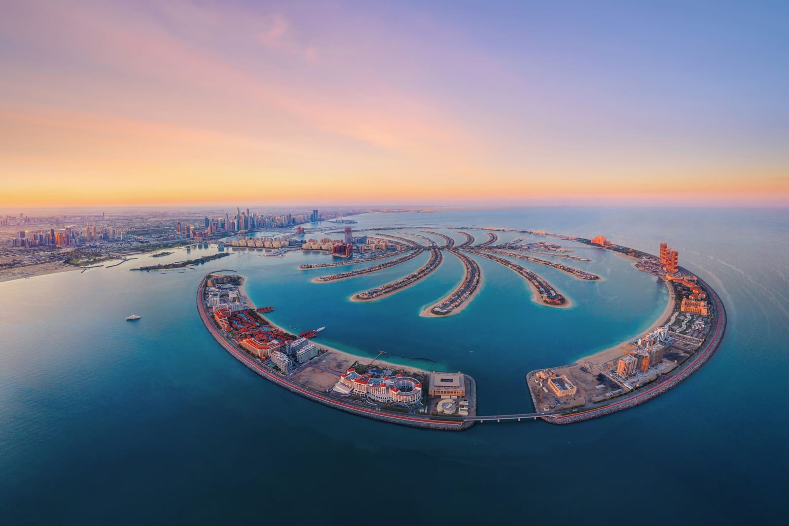 29 Luxury Hotels And Resorts in Palm Jumeirah Dubai