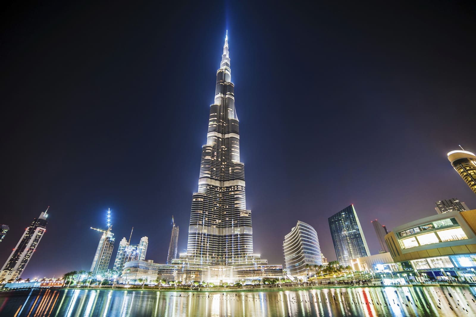 Flights from Bengaluru to Dubai - An Overview