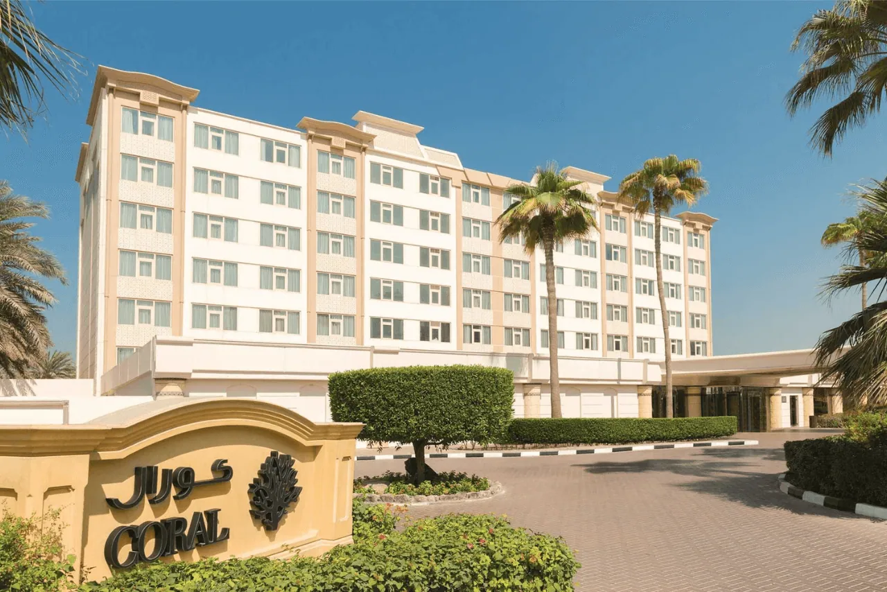 Coral Beach Resort Sharjah: Rooms, facilities, restaurants