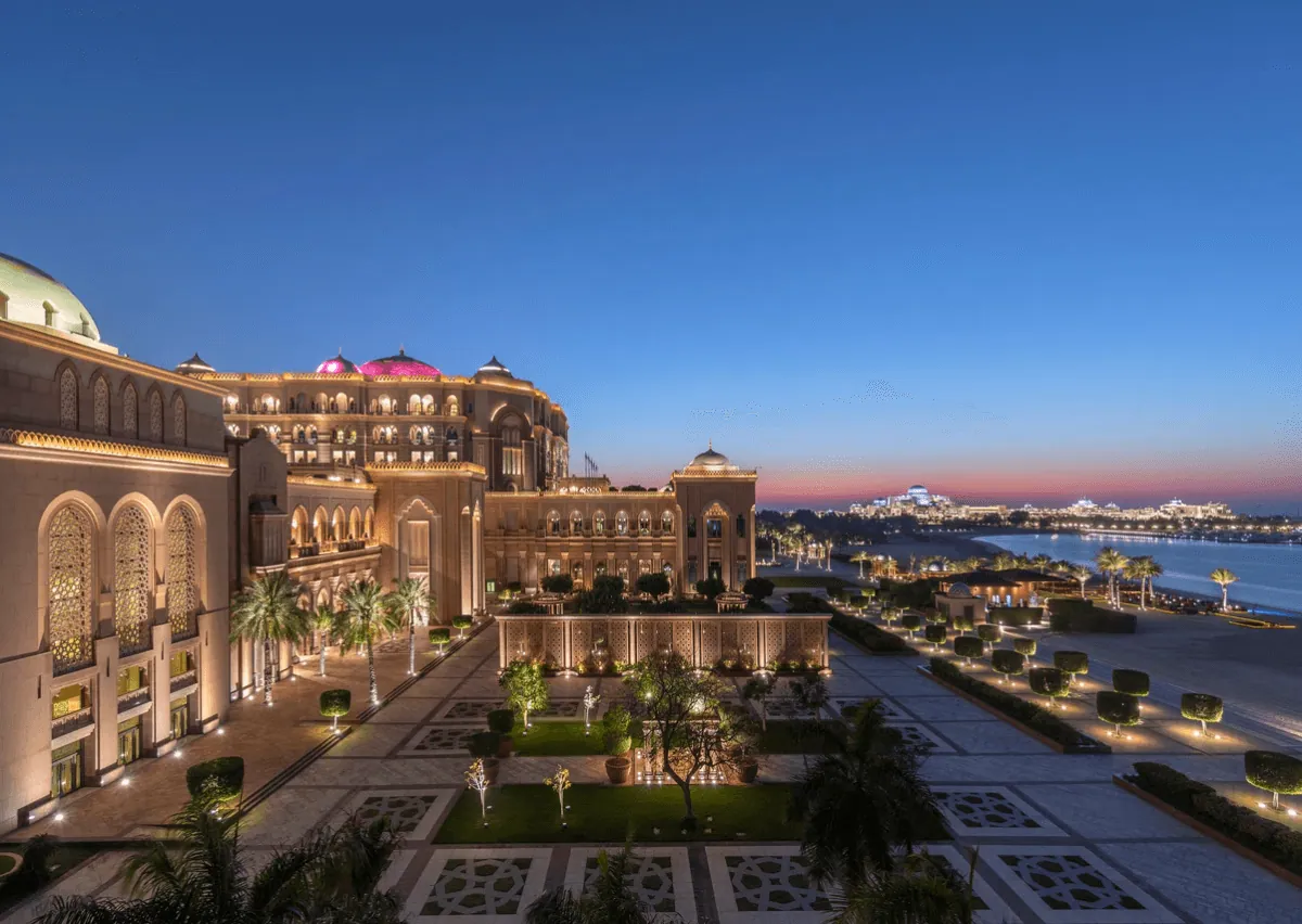 Emirates Palace Abu Dhabi: Packages, restaurants and facilities