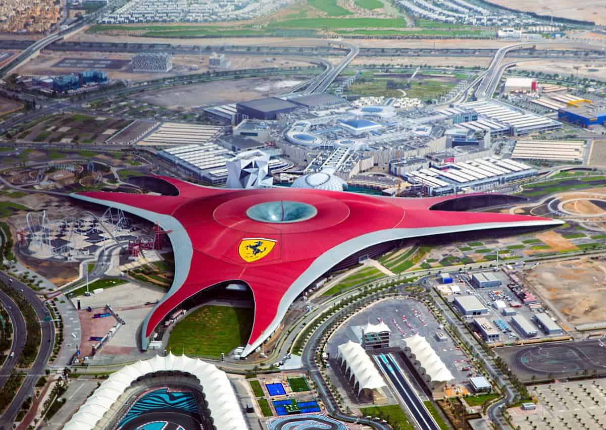 25+ Top Attractions in Abu Dhabi 2026: Best Attractions, Beaches & Cultural Landmarks