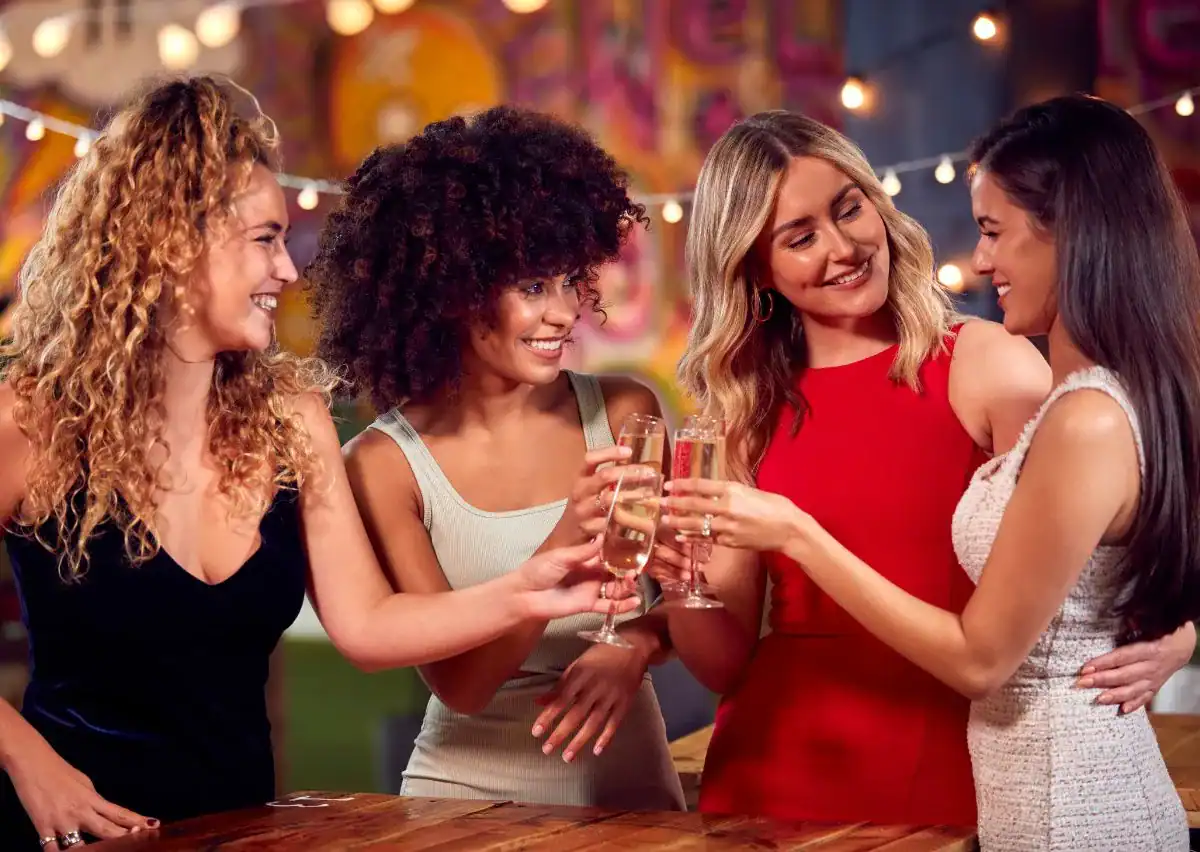 Ladies Night Offers in Dubai 2026 – Best Deals, Venues & Weekly Guide