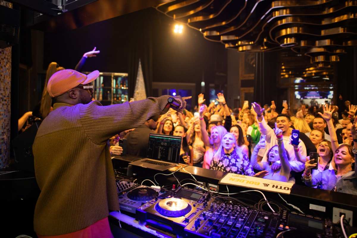 I Gotta Feeling, this night is gonna be epic: will.i.am takes the stage at SLS Dubai in Dec 2025