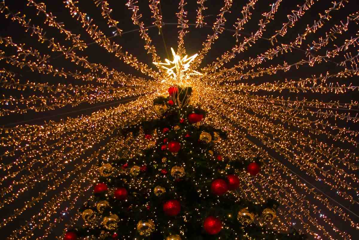 Madinat Jumeirah Christmas Market Dubai Starts 5 December 2025 - Tree Lighting, Festive Food & Live Band