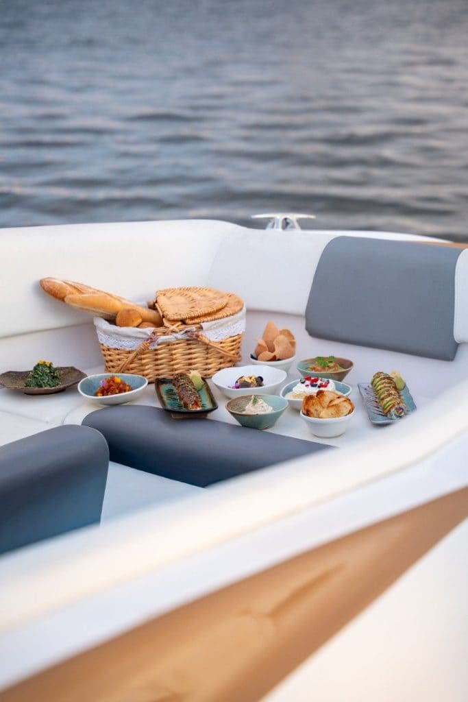 Celebrate Valentine’s Day 2026 with Yas Marina’s Special Deals: 7 Venues offering Everything from Romantic Boat Rides to Charming Dinners packages