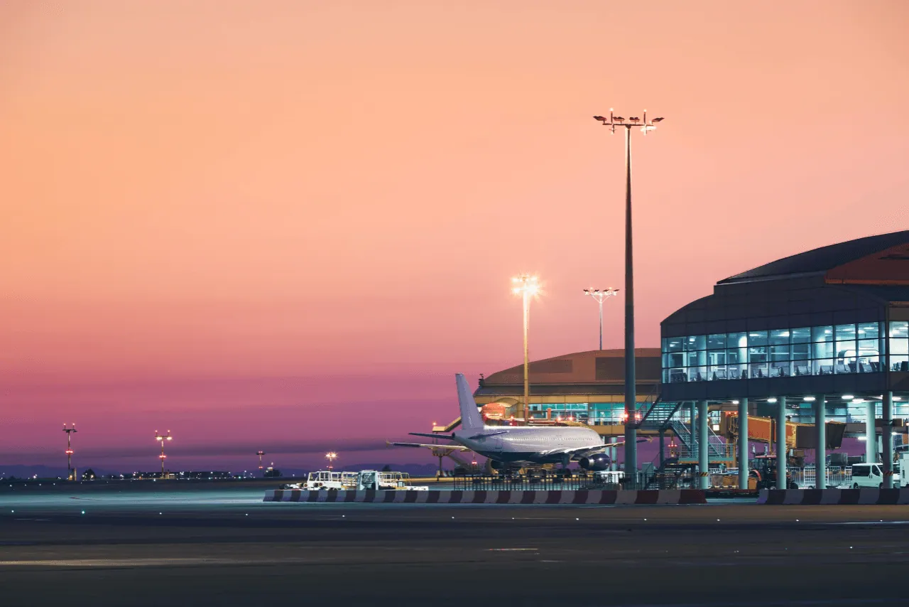 Dubai International Airport (DXB): Ultimate Guide to Flights, Customs, Duty Free, Restaurants, Hotels & Parking