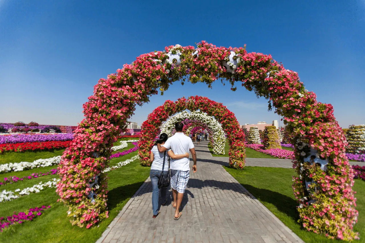 Dubai Miracle Garden Offers Free Entry for UAE Resident Families: Limited-Time Deal